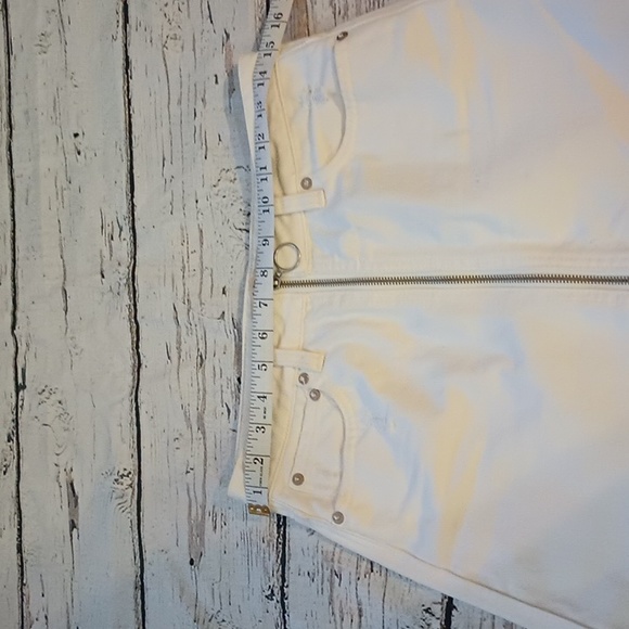 We The Free Free People White Zip Distressed Denim Mini Skirt 26 - Picture 5 of 7